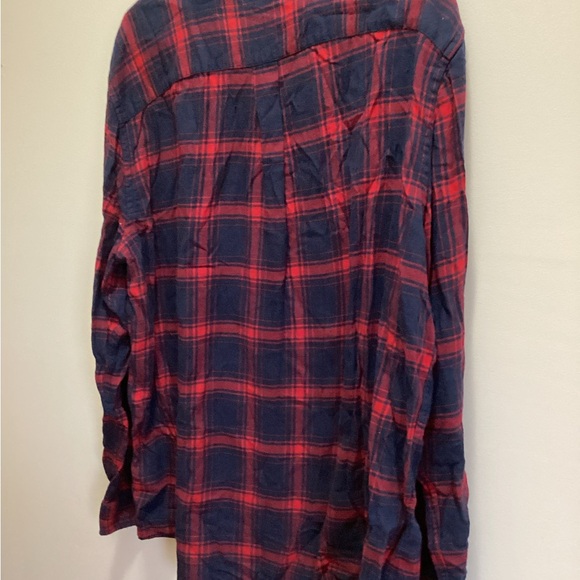 EUC Chaps men’s red blue  flannel shirt. I don’t think it’s been worn - Picture 5 of 5